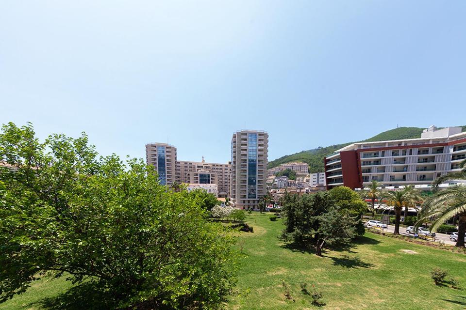 Post Office Center Apartments 布德瓦 外观 照片